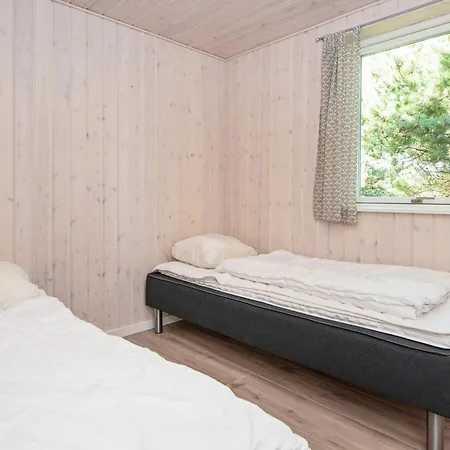 Summer House With Pool, Sauna Nyaraló