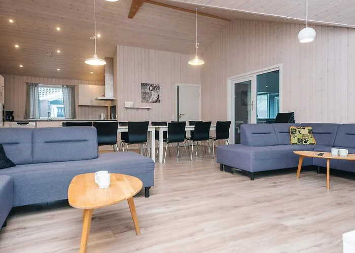 Summer House With Pool, Sauna בית נופש *